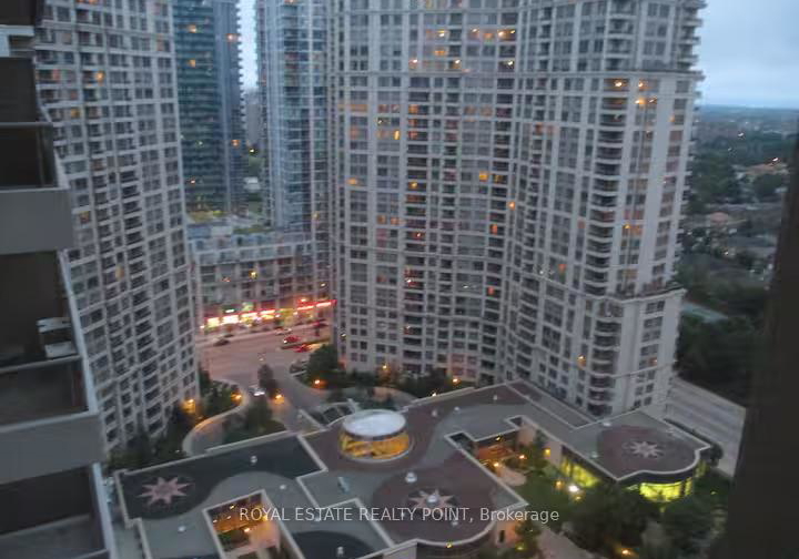 310-burnhamthorpe-road-w-mississauga-ontario-w13483984
