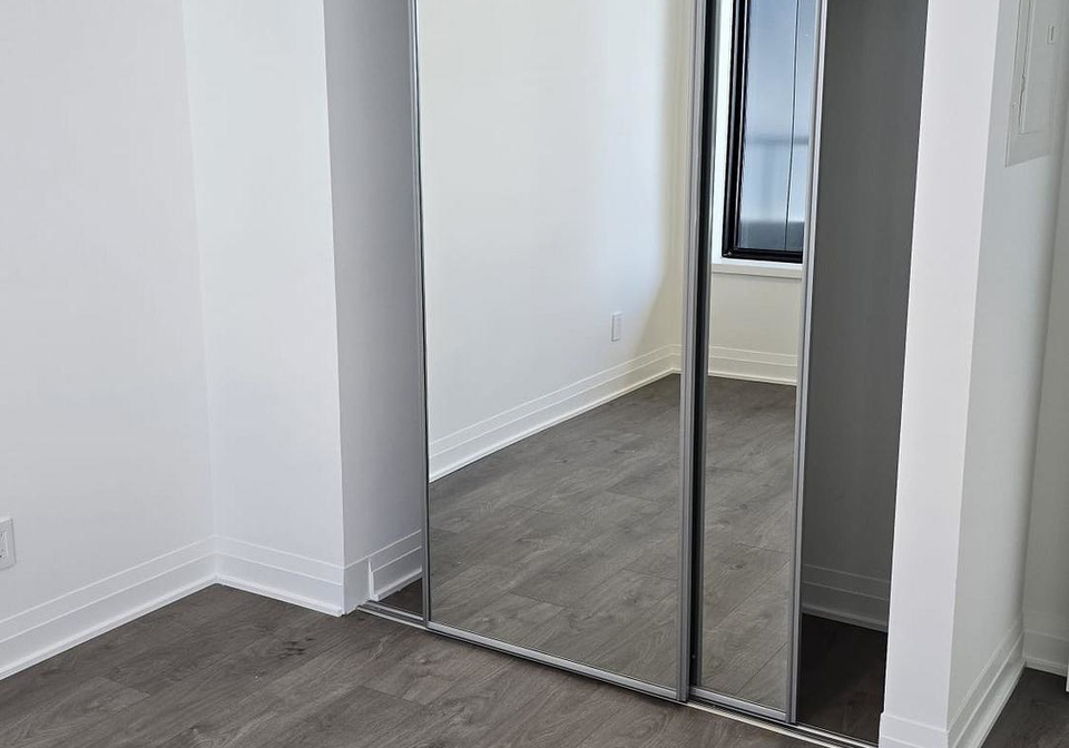 4023-the-exchange-mississauga-ontario-w13483996