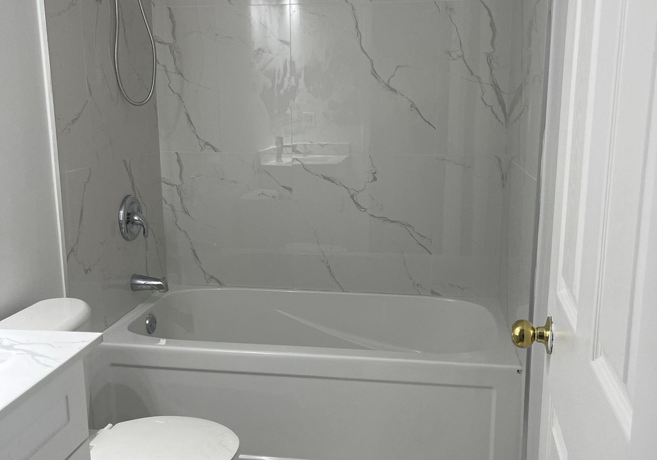 654-sentinel-road-york-ontario-w13484120