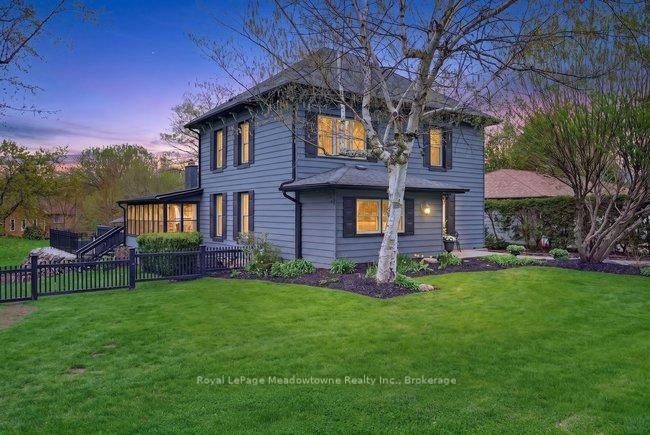 53-campbell-avenue-e-milton-ontario-w13484152