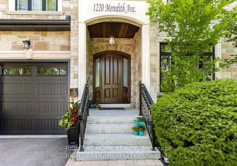 1220-meredith-avenue-mississauga-ontario-w13484616
