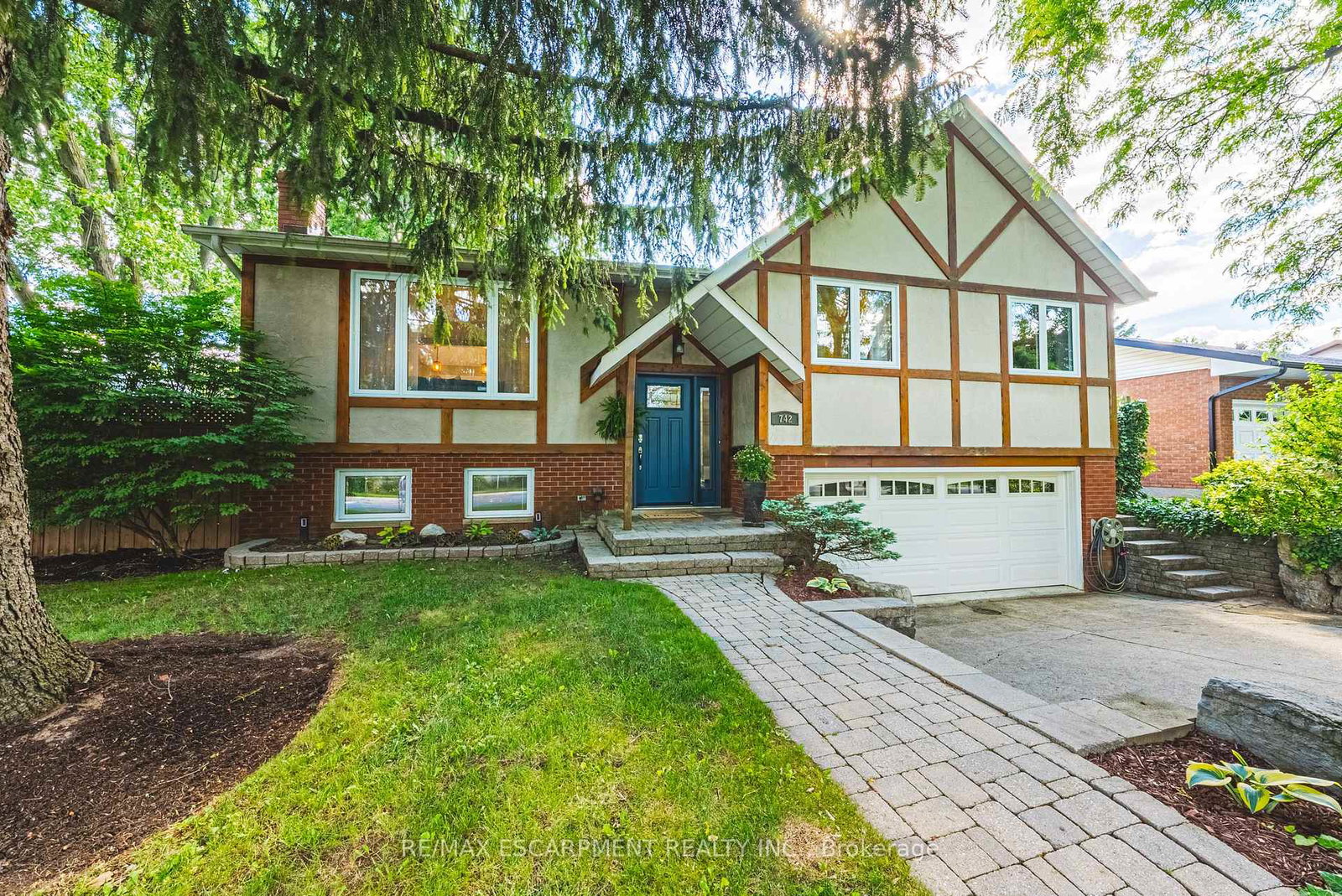 742-francis-road-burlington-ontario-w13484698