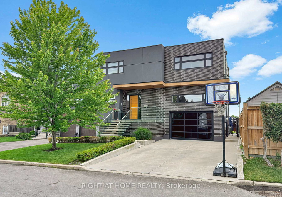 2931-lansdowne-avenue-north-york-ontario-w13484724