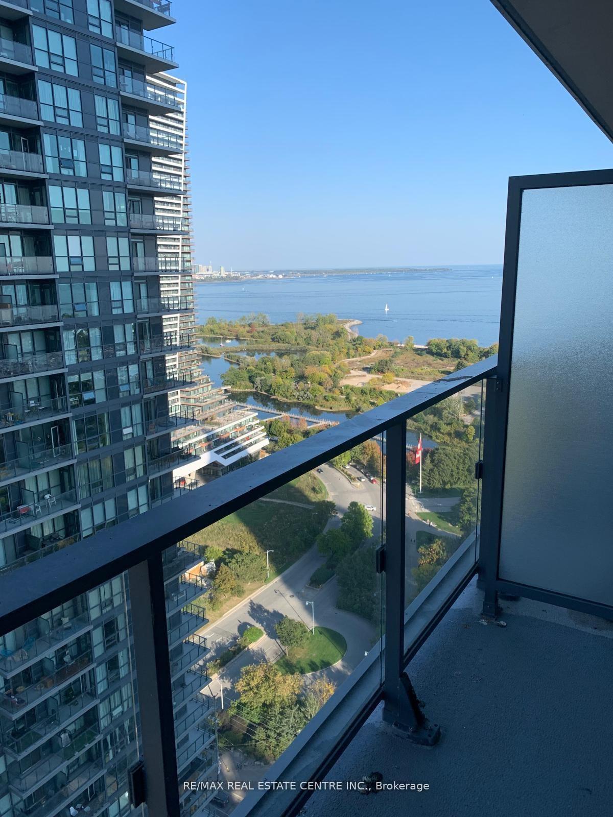2212-lakeshore-boulevard-w-etobicoke-ontario-w13484946