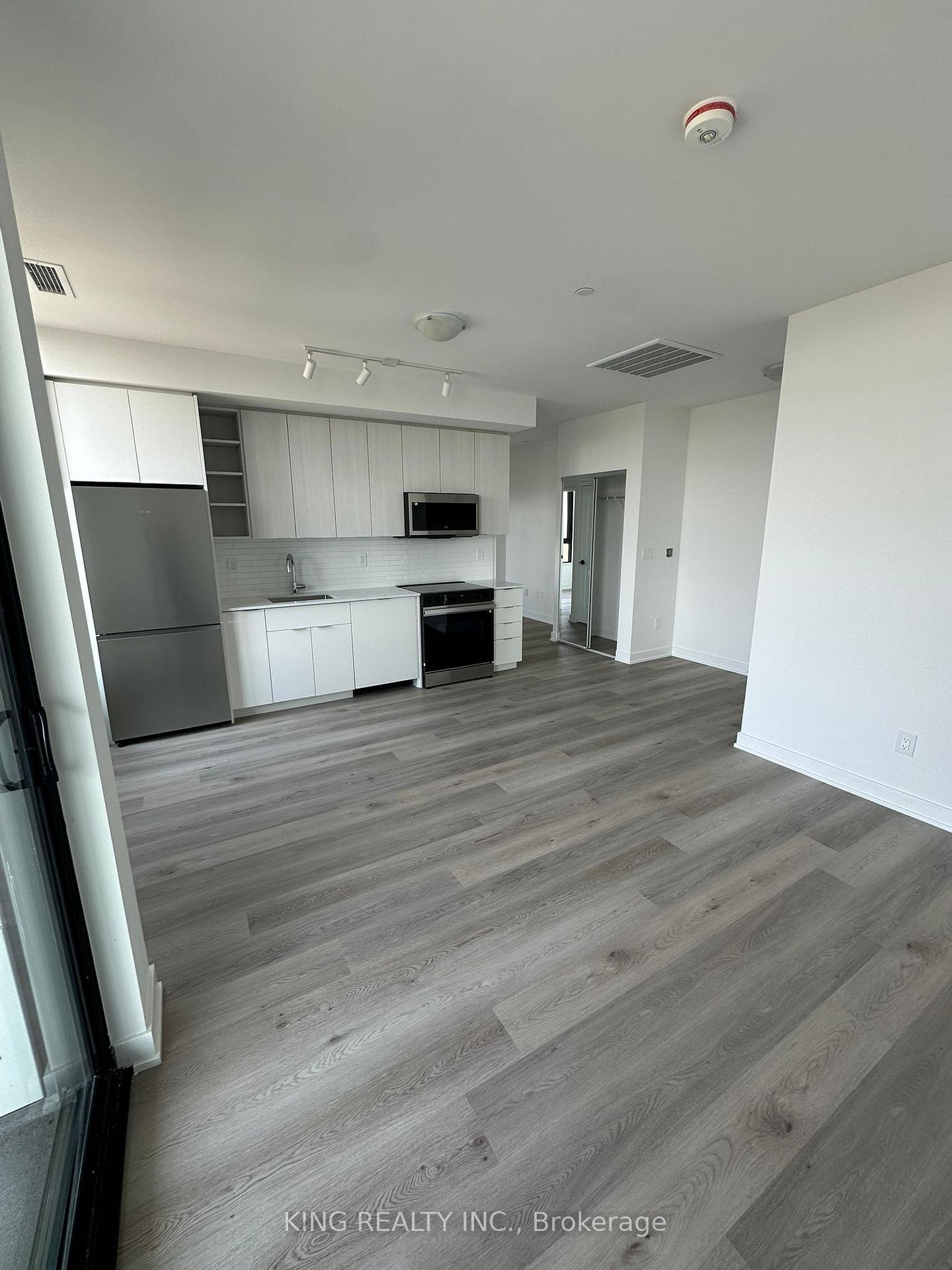 2075-lakeshore-road-burlington-ontario-w13485114