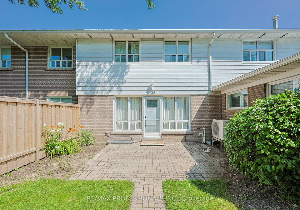 160-carsbrooke-road-etobicoke-ontario-w13485194