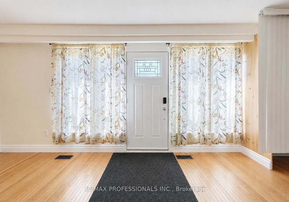 160-carsbrooke-road-etobicoke-ontario-w13485194