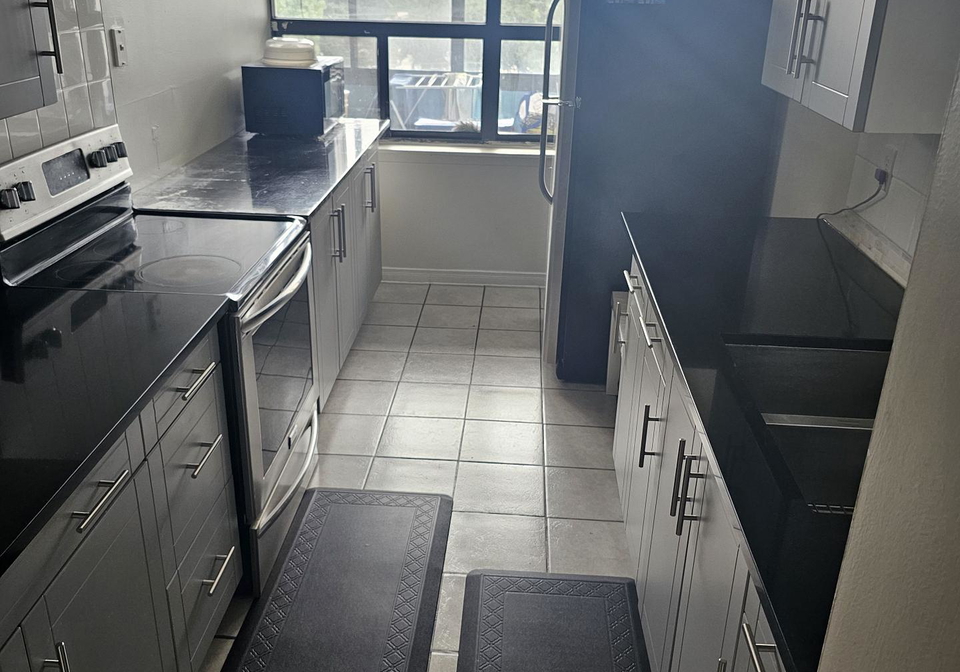 18-knightsbridge-road-brampton-ontario-w13485378