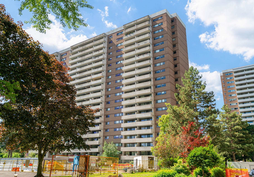 250-scarlett-road-toronto-ontario-w13485792