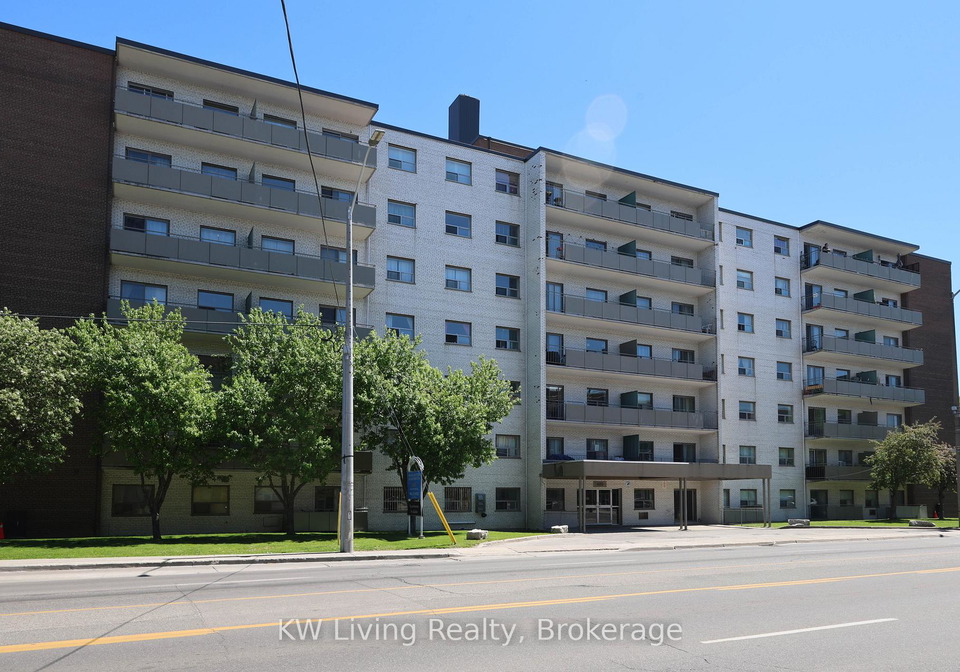 480-lakeshore-road-e-mississauga-ontario-w13485904