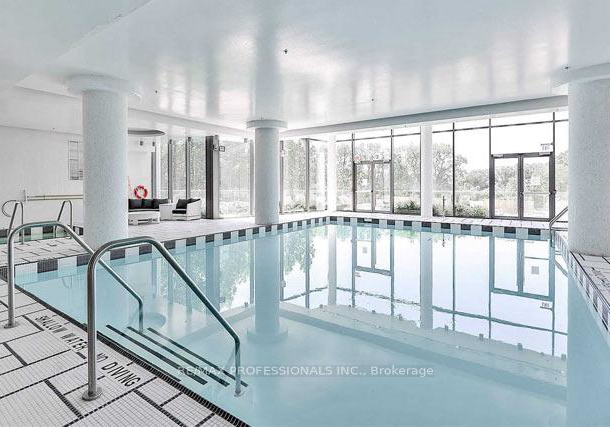 90-park-lawn-road-s-etobicoke-ontario-w13486034