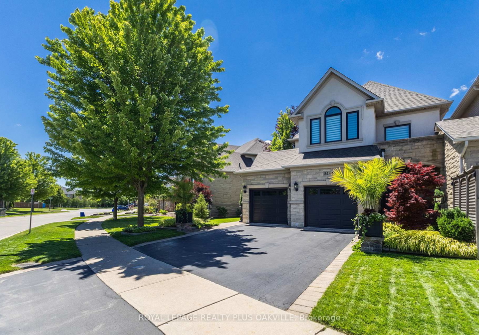 2444-valleyridge-drive-oakville-ontario-w13486108