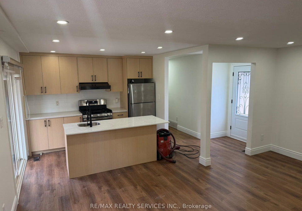 46-staveley-crescent-brampton-ontario-w13486238