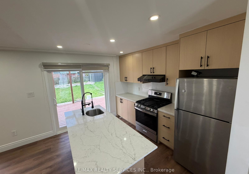46-staveley-crescent-brampton-ontario-w13486238