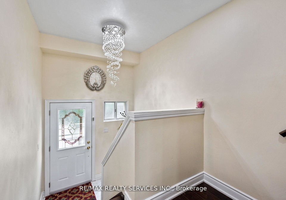 baronwood-court-brampton-ontario-w13486270
