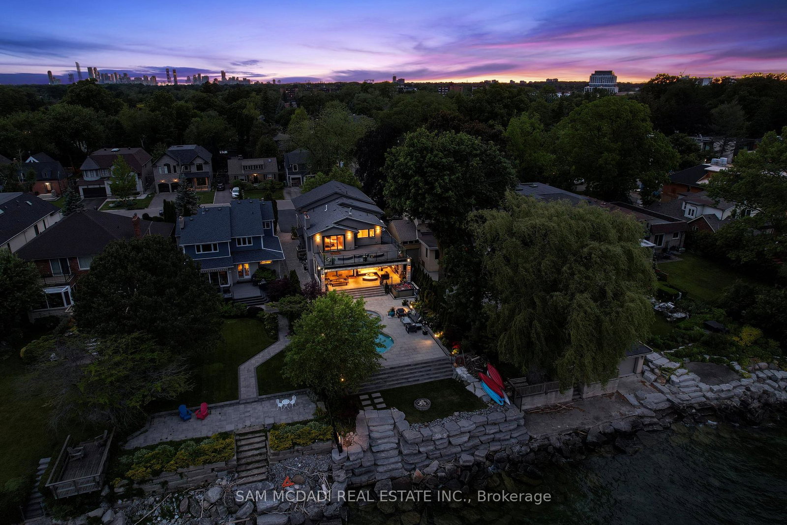 102-cumberland-drive-mississauga-ontario-w13486670