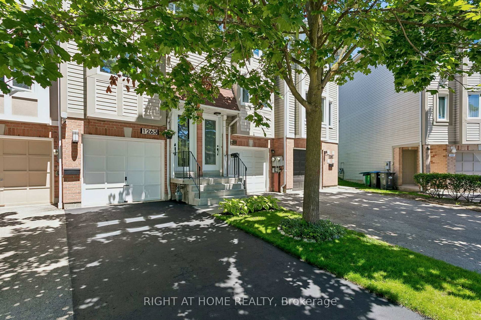 1265-woodhill-court-mississauga-ontario-w13486864
