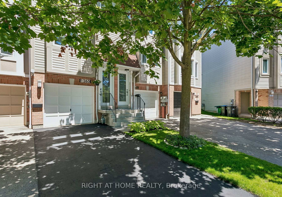1265-woodhill-court-mississauga-ontario-w13486864