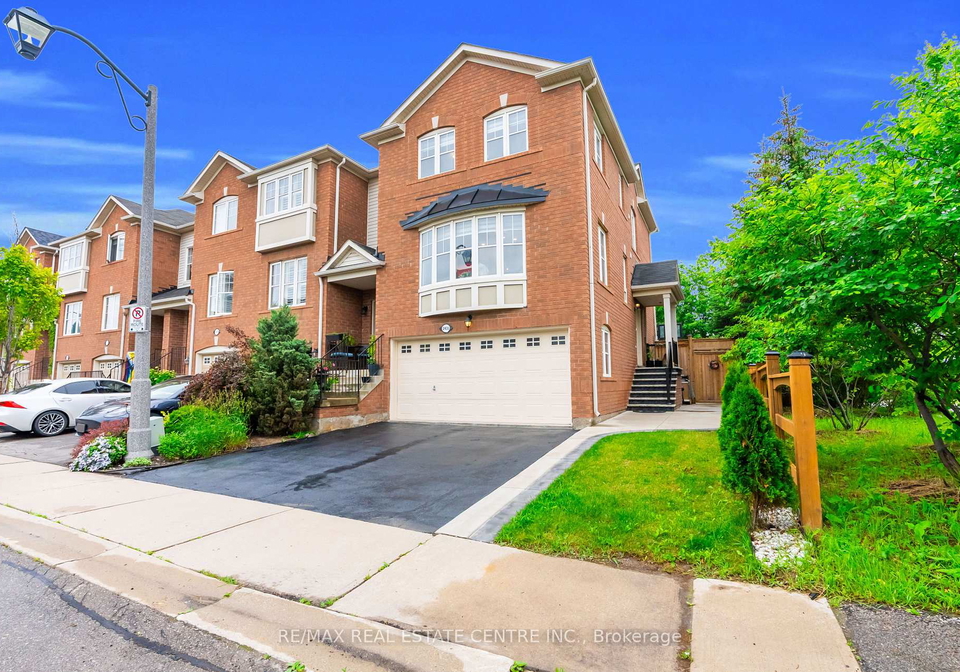2435-coho-way-n-oakville-ontario-w13486954