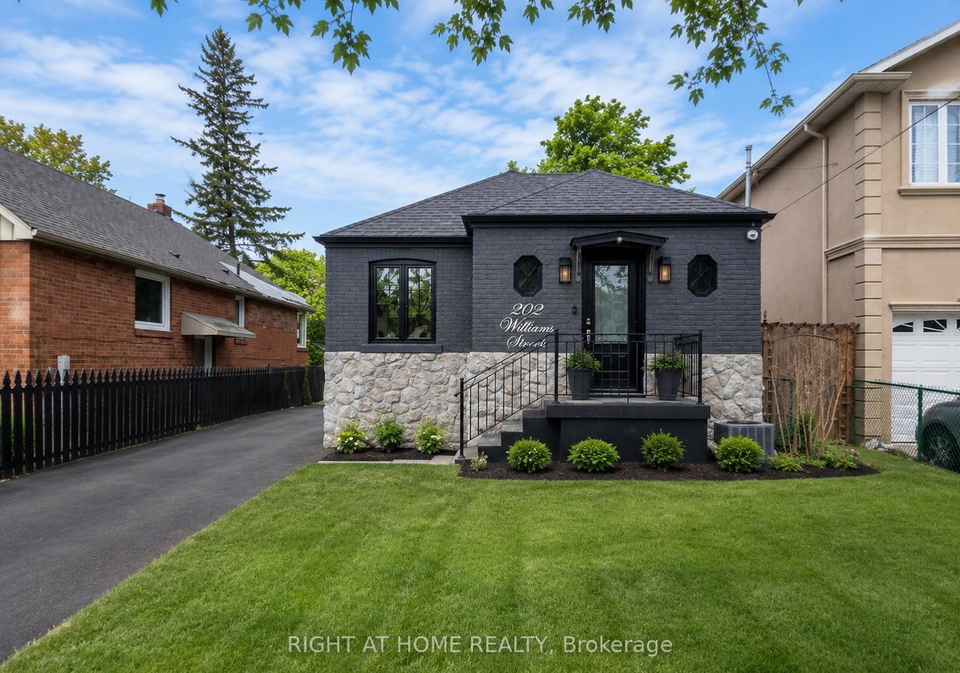 202-william-street-north-york-ontario-w13486976