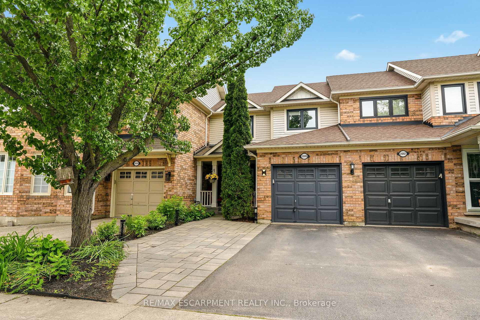 2089-broadleaf-crescent-burlington-ontario-w13487104