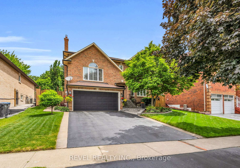 3-hacienda-court-brampton-ontario-w13487304