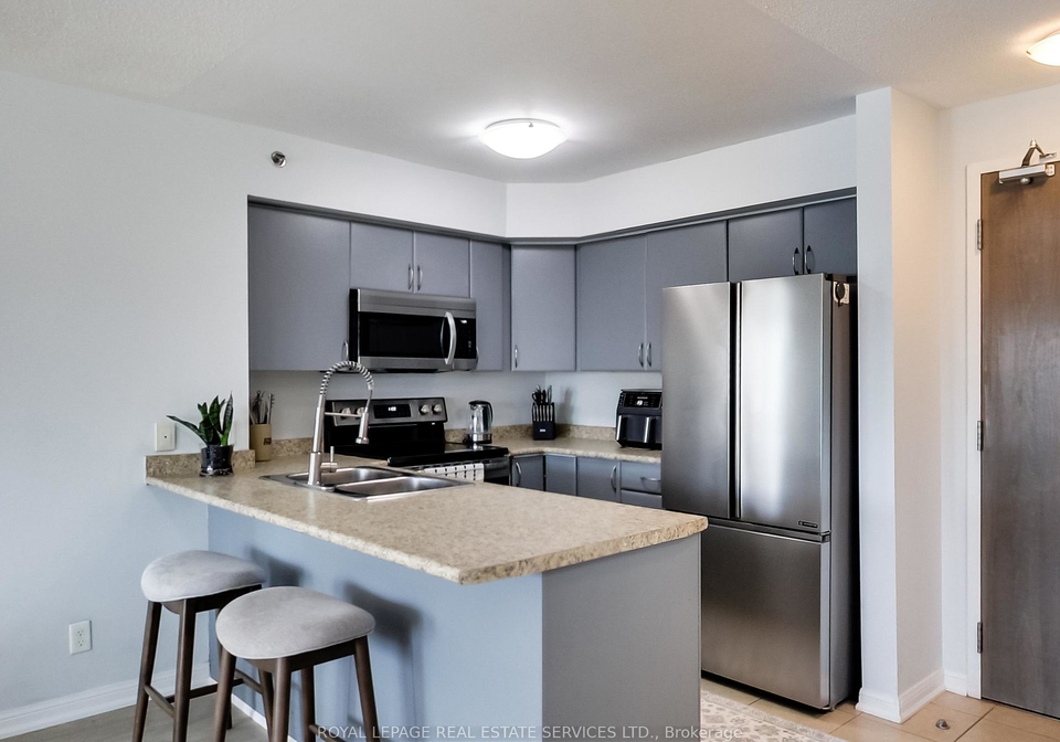 3060-rotary-way-burlington-ontario-w13487340