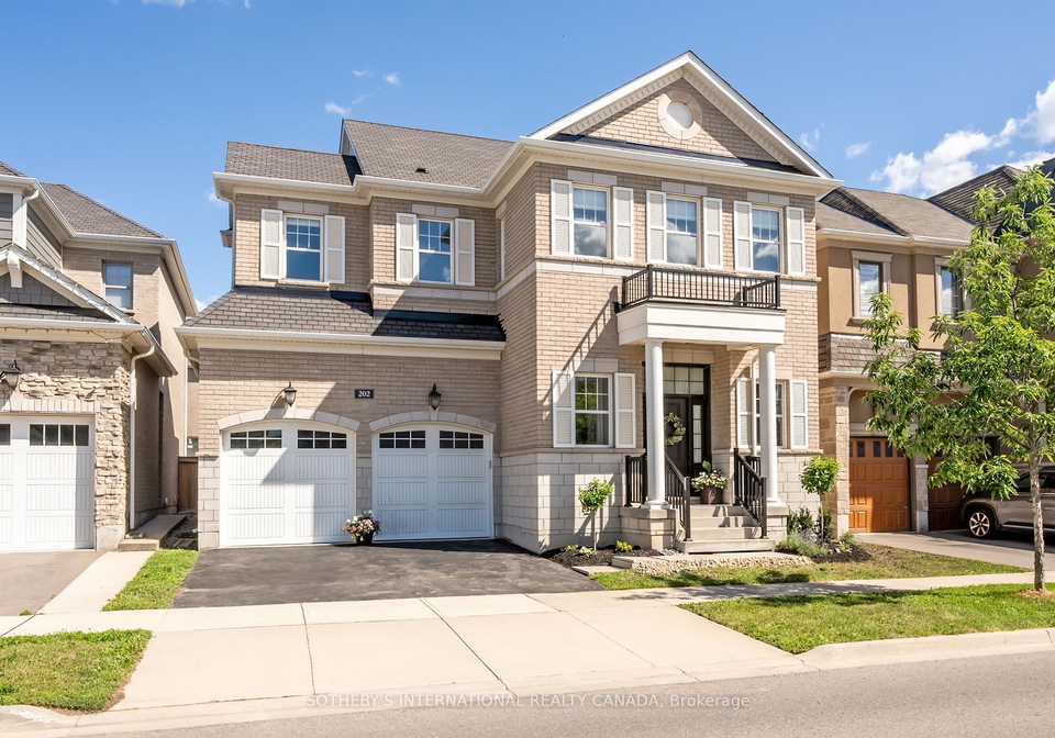 202-north-park-boulevard-oakville-ontario-w13487450