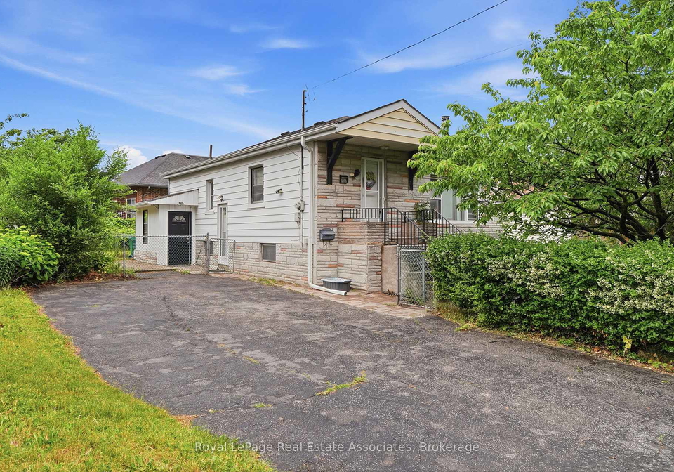 1137-halliday-avenue-mississauga-ontario-w13487616