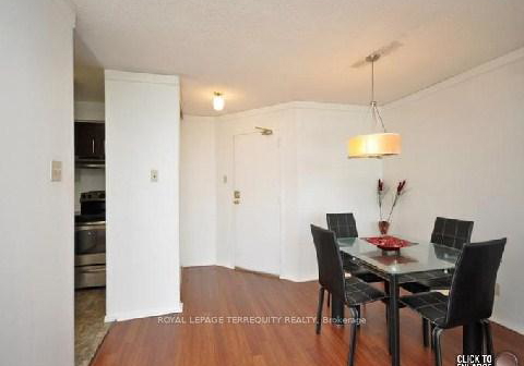 35-trailwood-drive-mississauga-ontario-w13487752