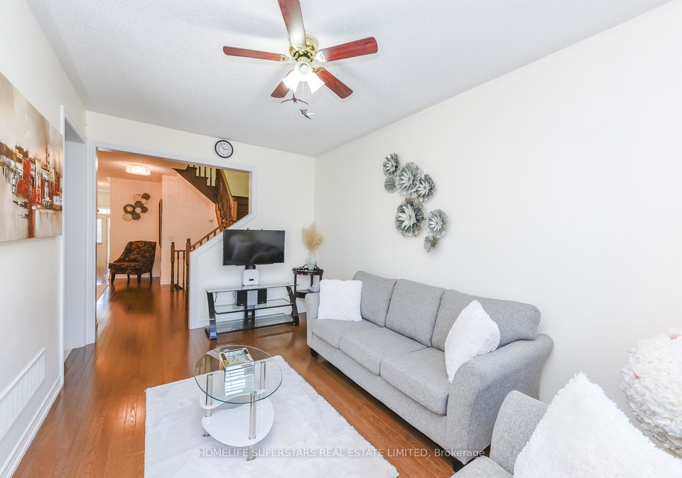 16-altura-way-brampton-ontario-w13487806