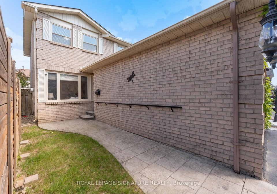 48-steven-court-brampton-ontario-w13487858