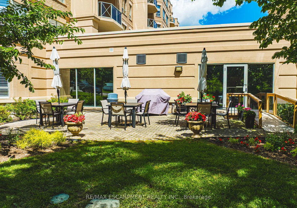2075-amherst-heights-drive-burlington-ontario-w13488208