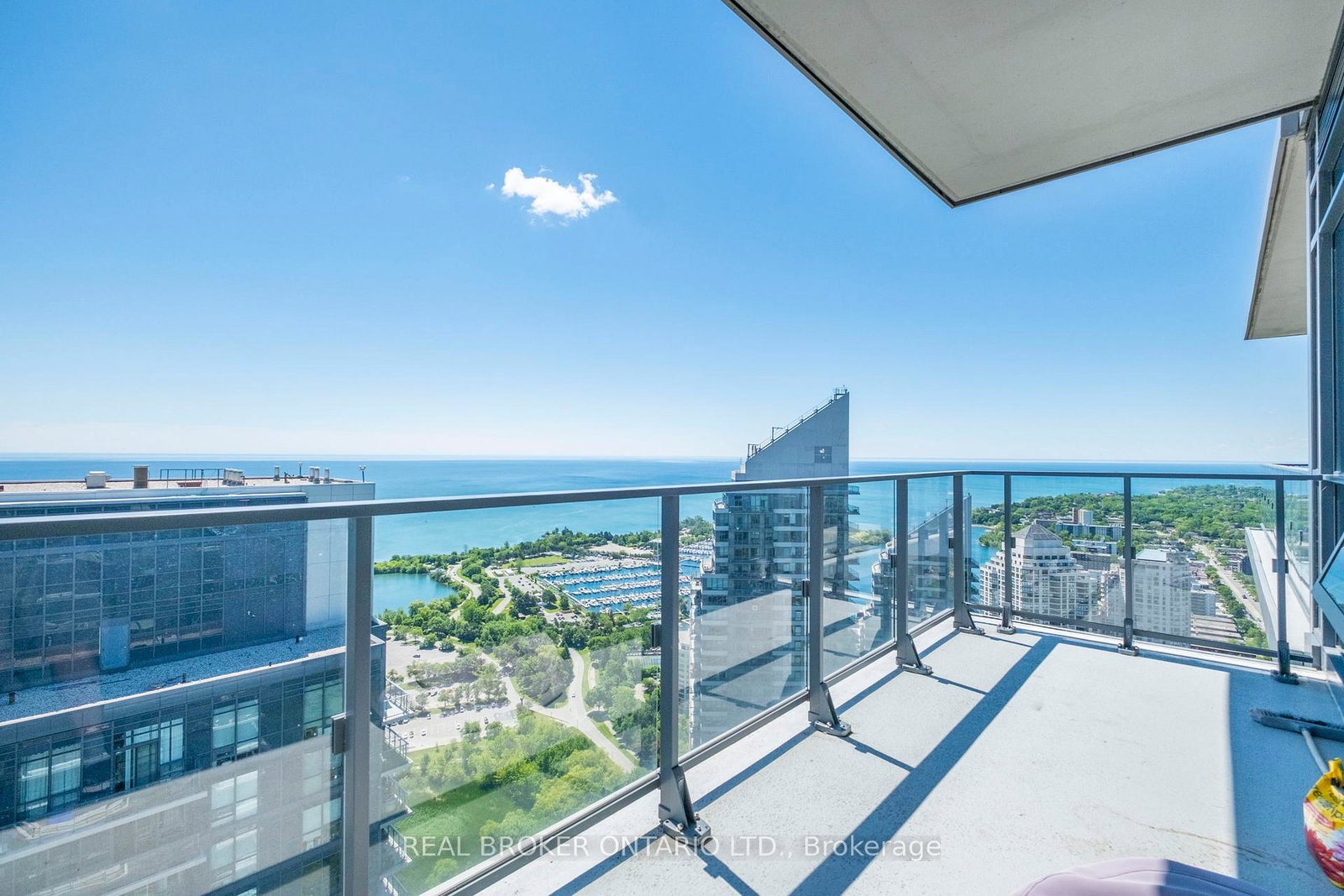 2220-lake-shore-boulevard-w-toronto-etobicoke-ontario-w13488622