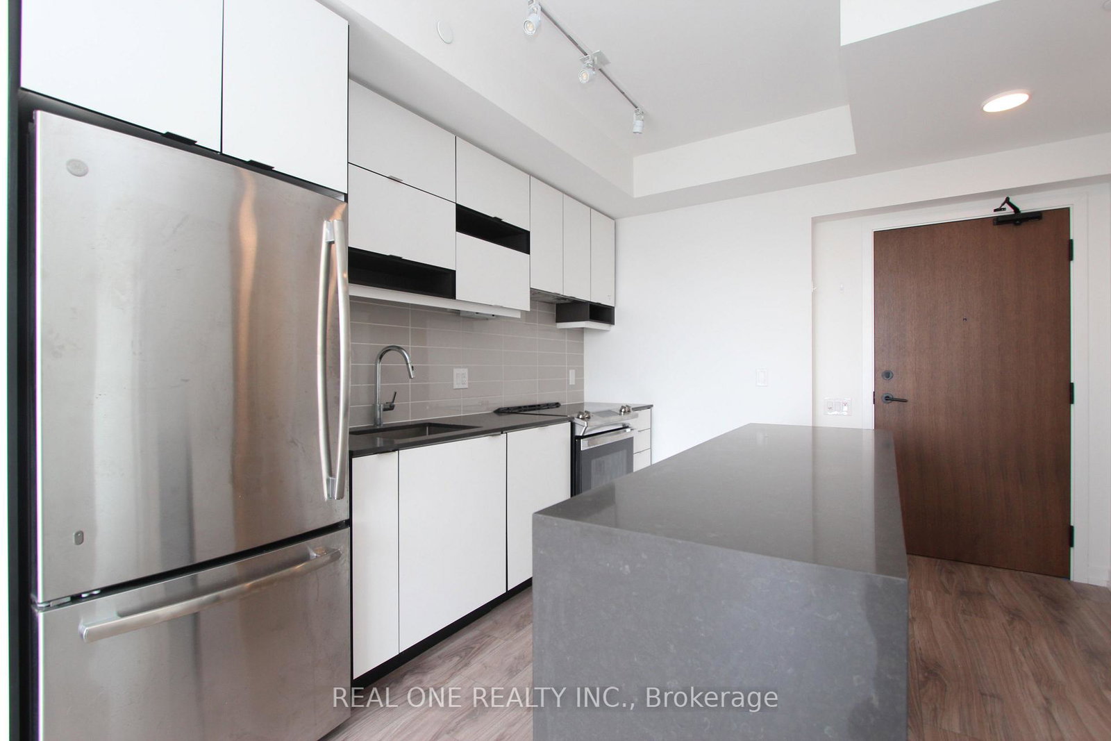 4065-confederation-parkway-mississauga-ontario-w13488778