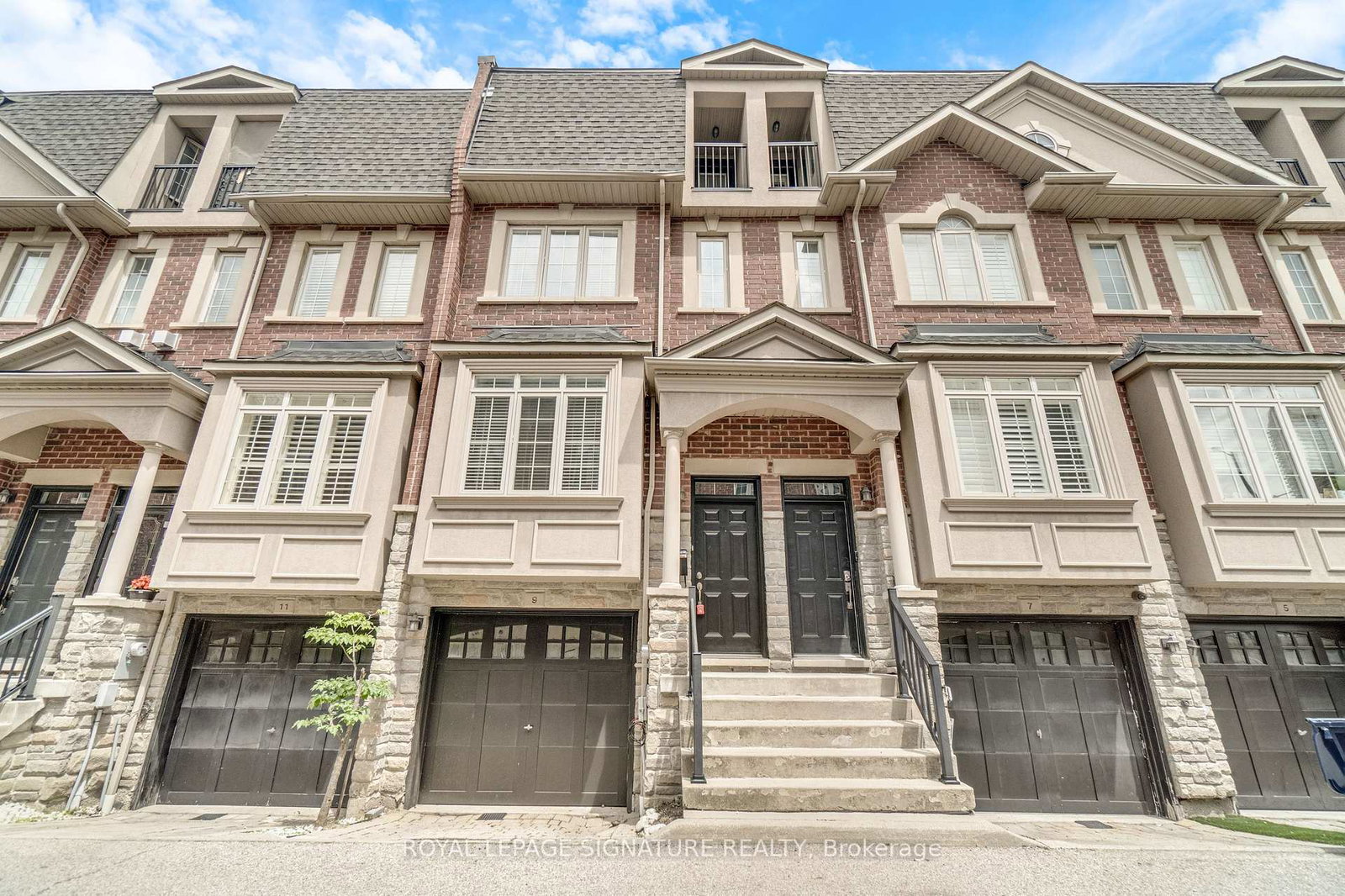 9-streight-lane-toronto-etobicoke-ontario-w13488888