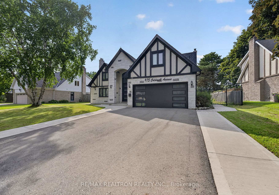 975-caldwell-avenue-mississauga-ontario-w13488948