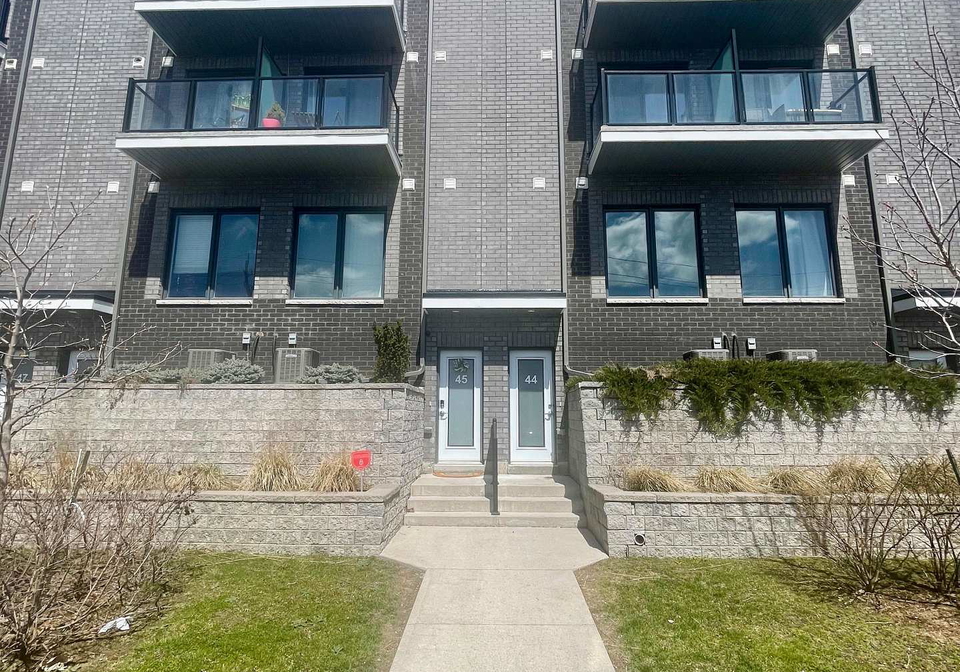 2059-weston-road-toronto-north-york-ontario-w13489238