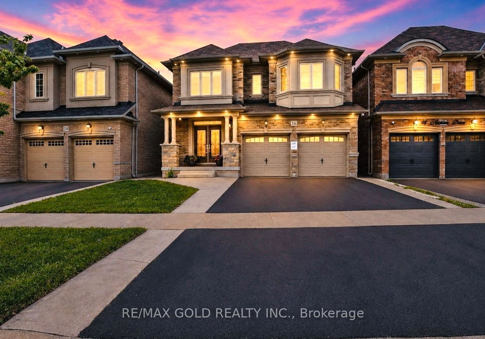 16-action-drive-brampton-ontario-w13489456