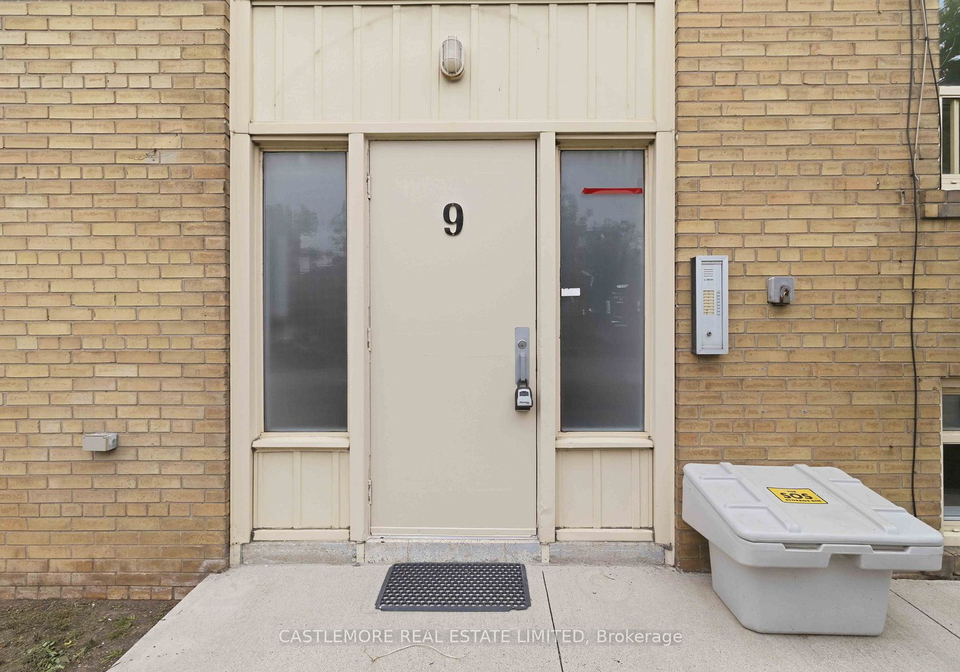 9-allenby-avenue-toronto-etobicoke-ontario-w13489460