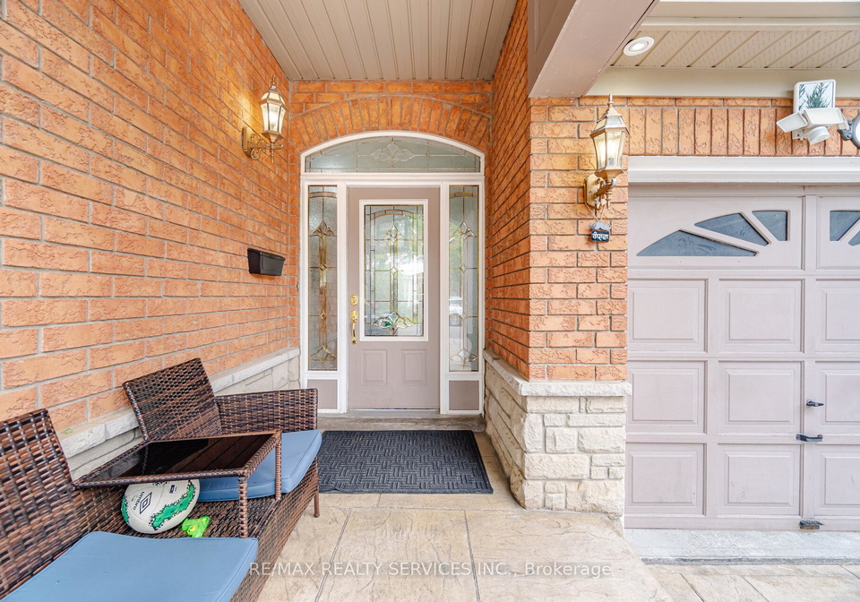 44-brambirch-crescent-brampton-ontario-w13489472