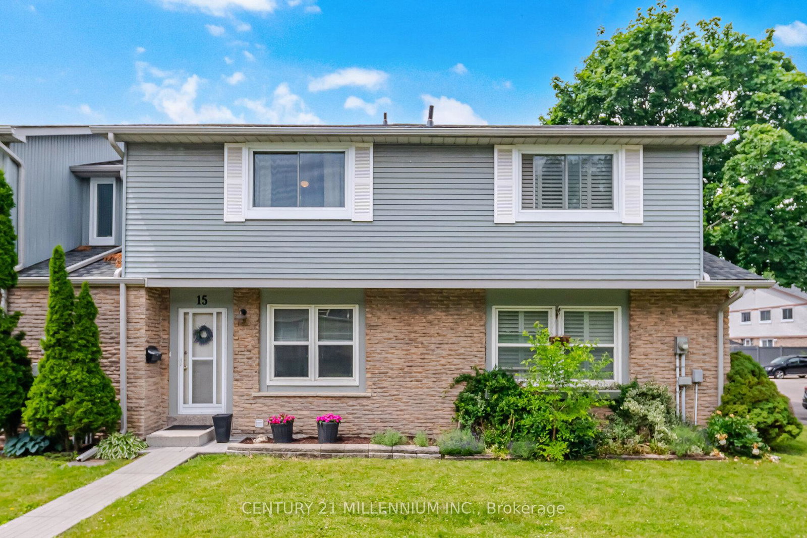 120-falconer-drive-mississauga-ontario-w13489680