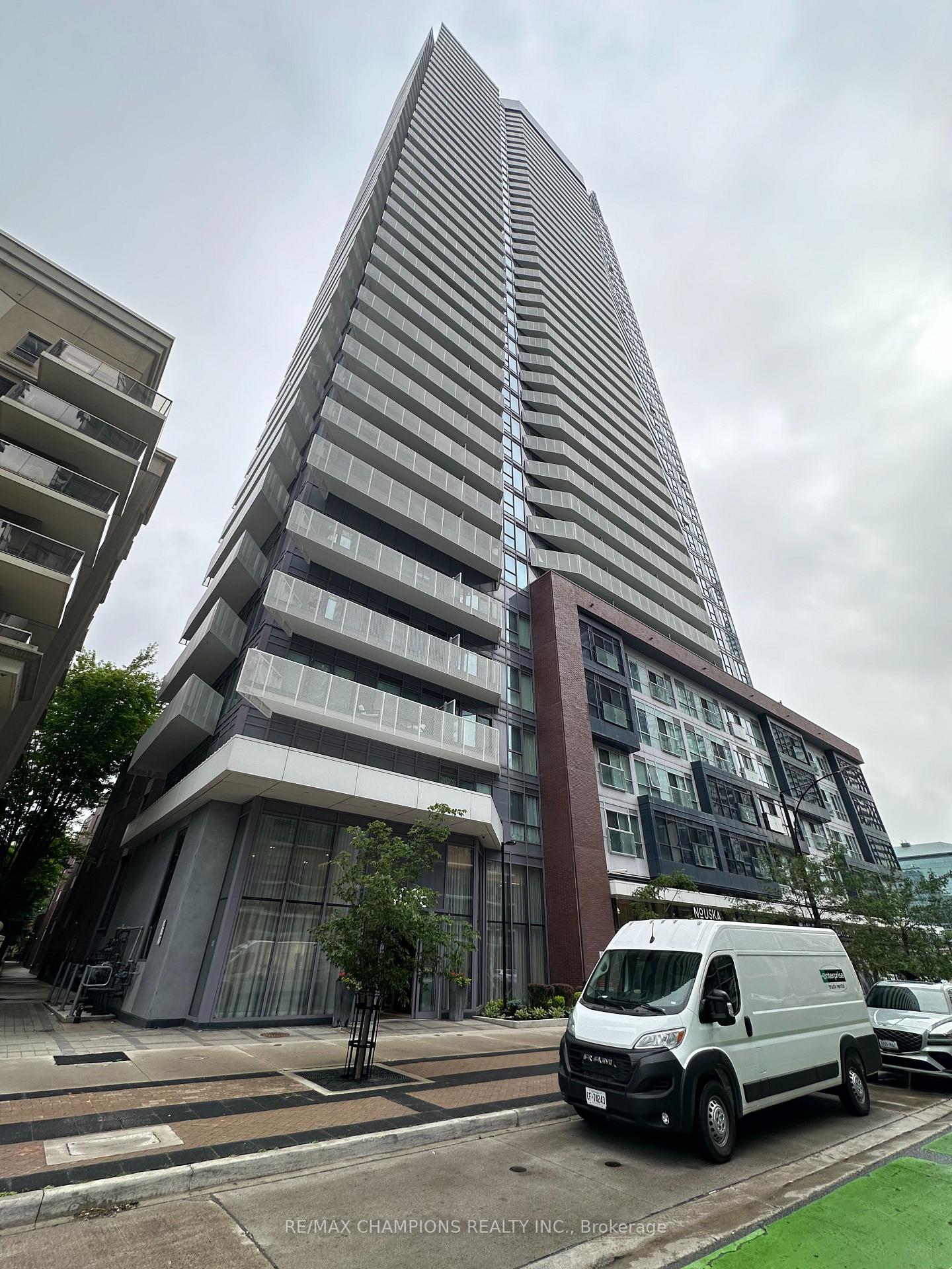 4065-confederation-parkway-mississauga-ontario-w13489748
