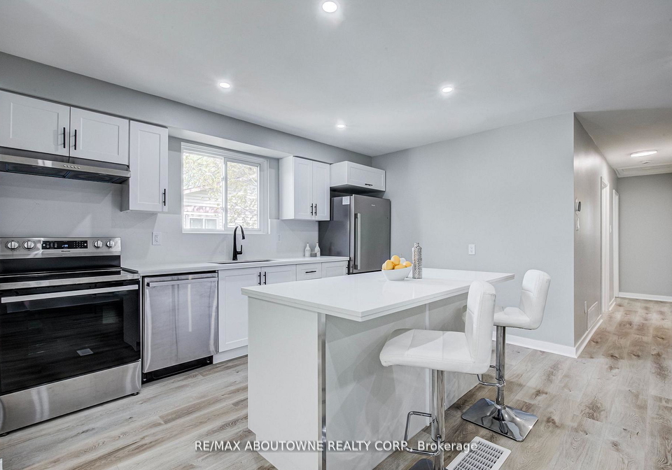 2367-middlesmoor-crescent-burlington-ontario-w13489926