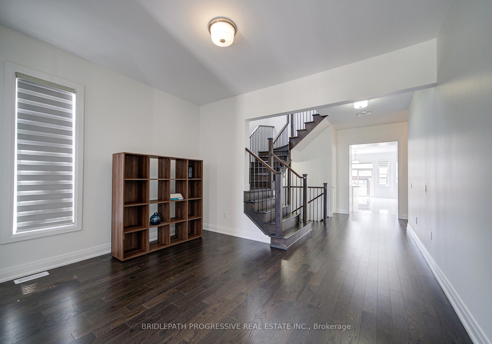 4042-phoenix-way-oakville-ontario-w13490146