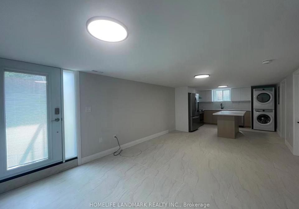 17-rosemeade-avenue-toronto-etobicoke-ontario-w13490310