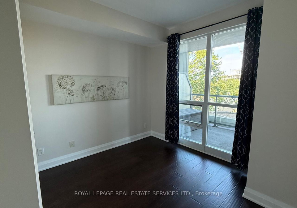 11-bronte-road-oakville-ontario-w13490346
