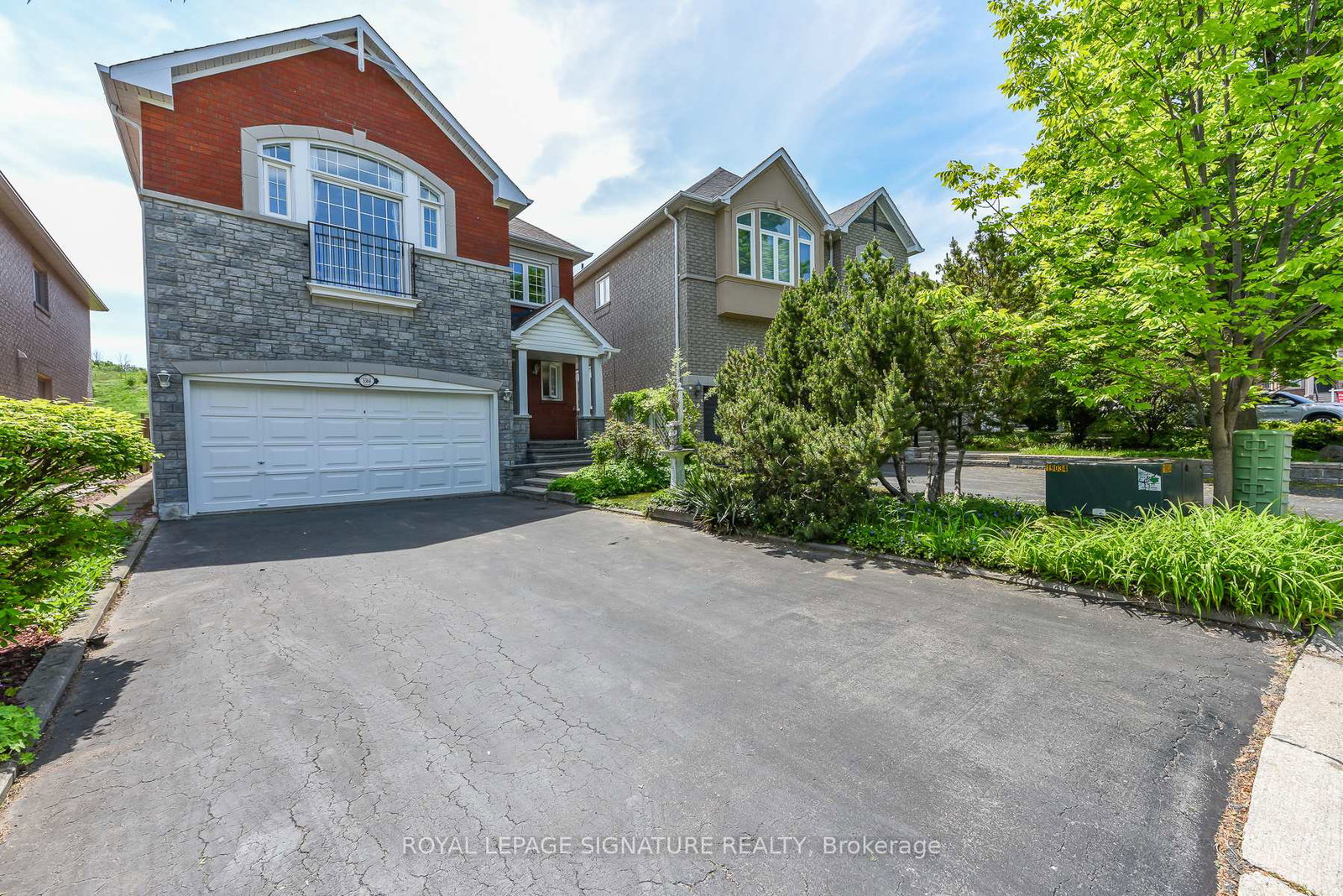 5504-windy-hill-court-mississauga-ontario-w13490572