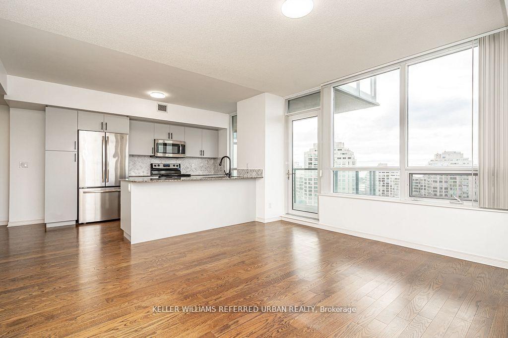 15-legion-road-toronto-etobicoke-ontario-w13490728