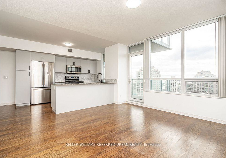 15-legion-road-toronto-etobicoke-ontario-w13490728